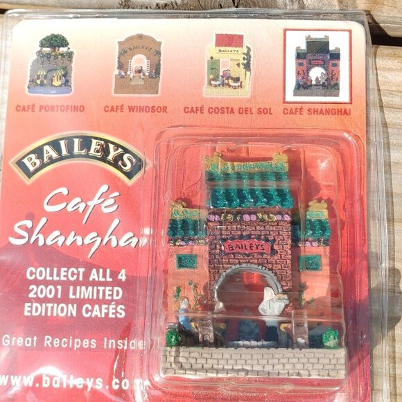 Rare Baileys Cafe Shanghai CAFE Series NIP - Picture 2 of 3